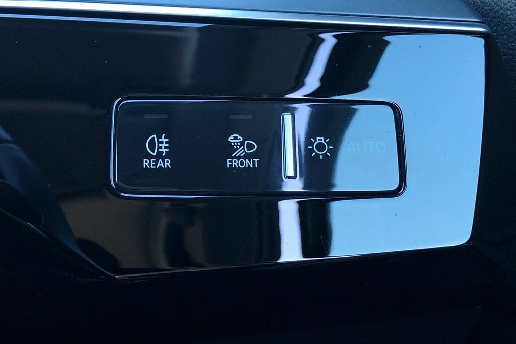 Audi E-tron E-tron Technik 50 Quattro Blue #16