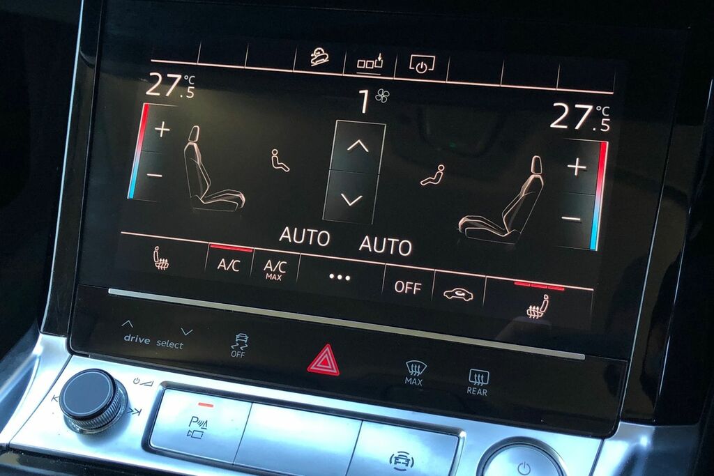 Audi E-tron E-tron Technik 50 Quattro Blue #13