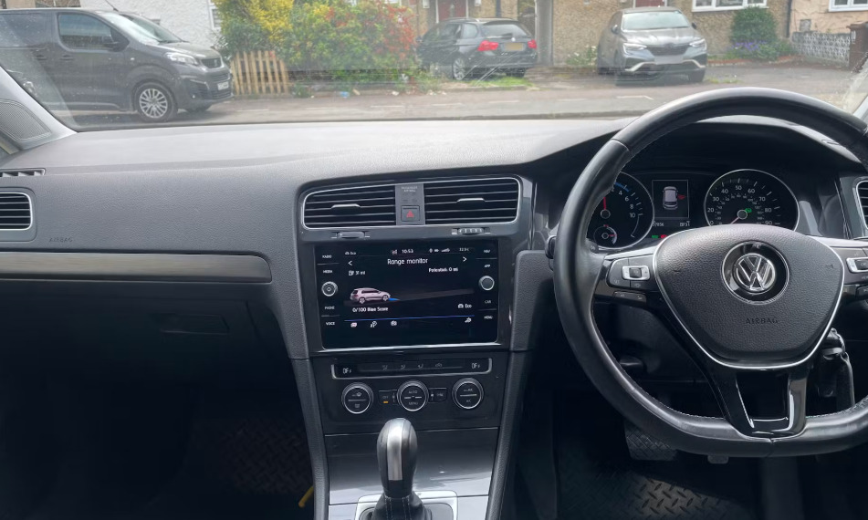 Volkswagen e-Golf 99Kw E-golf 35Kwh Black #3