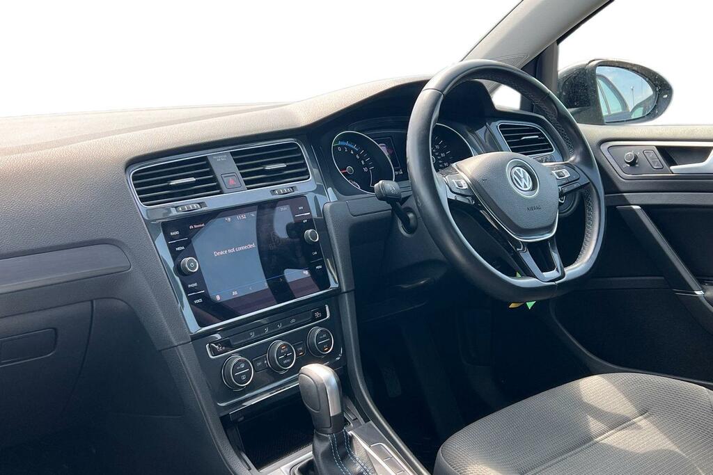 Volkswagen e-Golf 99Kw E-golf 35Kwh Black #4
