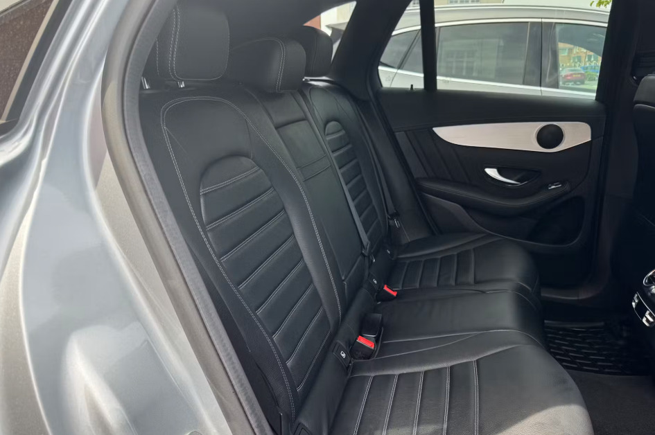 Mercedes-Benz GLC Class Glc 300 4Matic Amg Line 9G-tronic Silver #5
