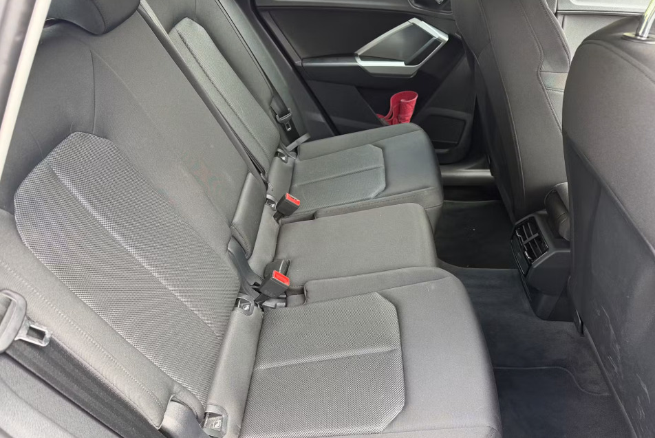 Audi Q3 35 Tdi Quattro Sport White #4