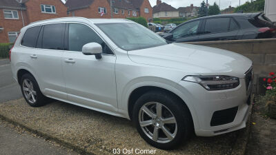Volvo XC90 2.0 B5p 250 Momentum Pro Awd Gtron White