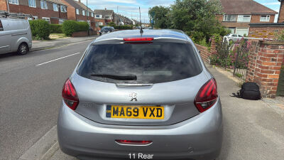 Peugeot 208 1.2 Puretech 82 Tech Edition Start Stop Grey #2