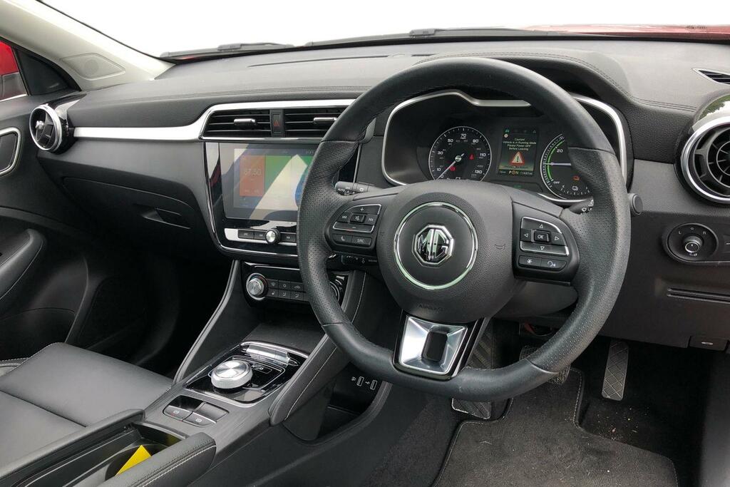 MG ZS 105Kw Exclusive Ev 45Kwh Red #3