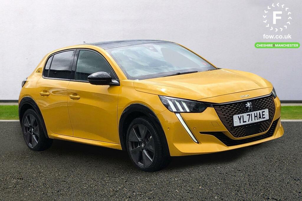 Peugeot e-208 100Kw Gt 50Kwh Yellow