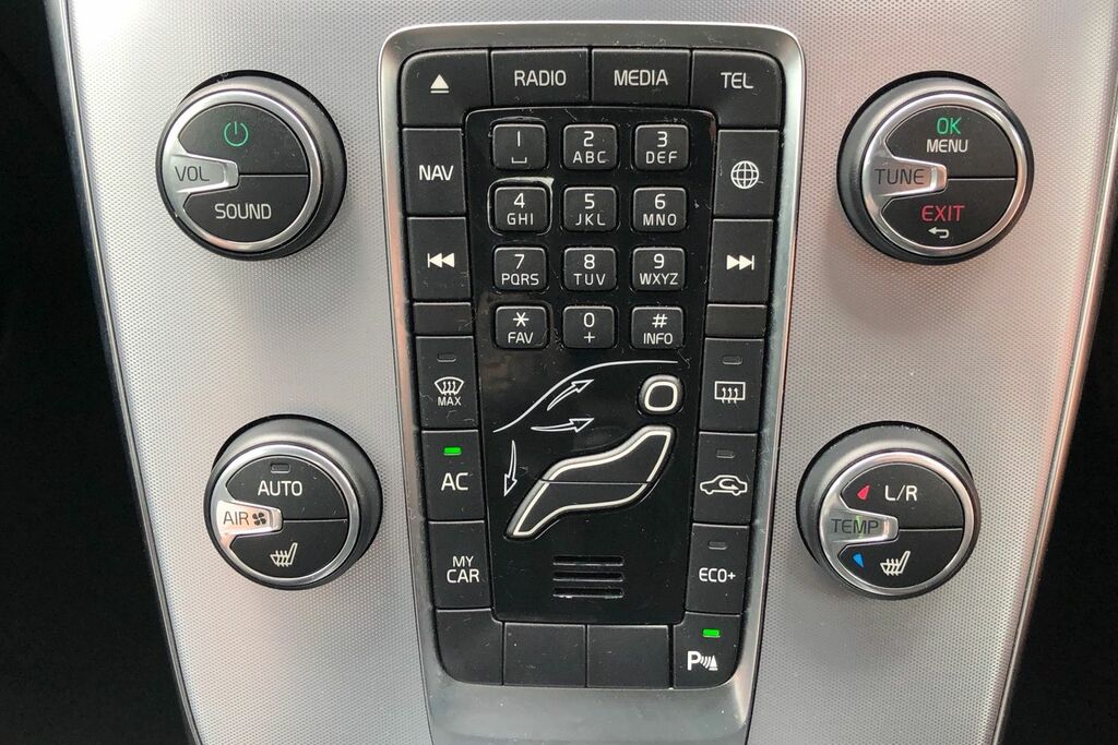 Volvo V40 D2 122 R Design Edition Geartronic Grey #12