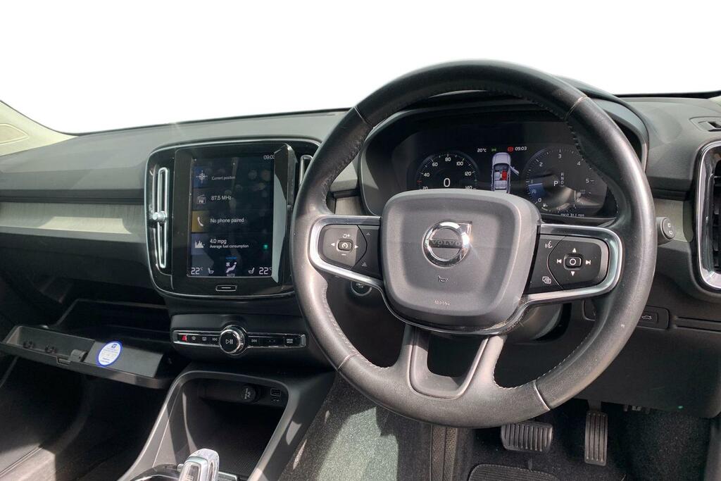 Volvo XC40 2.0 D4 190 Inscription Awd Geartronic YK19GEB Silver #3