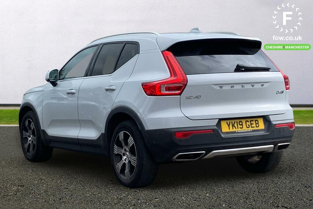 Volvo XC40 2.0 D4 190 Inscription Awd Geartronic YK19GEB Silver #2
