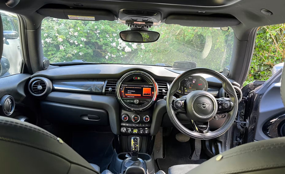 Mini Hatch F55 Mini 5-Door Hatch Cooper Sport Lci White #3