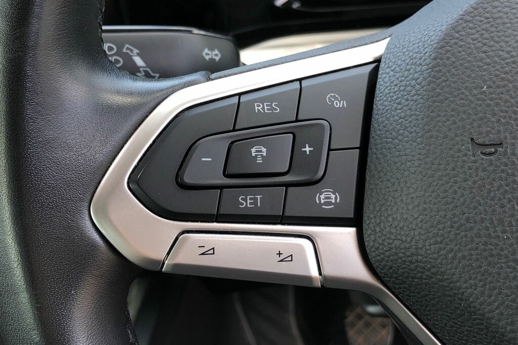 Volkswagen Golf 1.5 Tsi 150 Life ND22VZL Grey #6