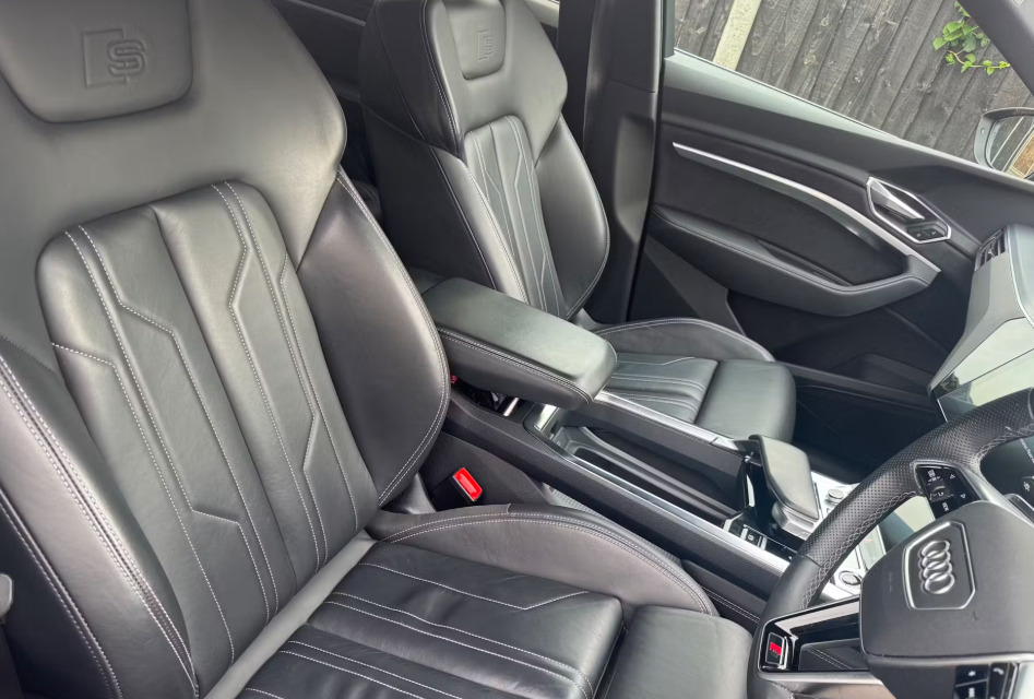 Audi E-tron 300Kw 55 Quattro 95Kwh S Line Black #5