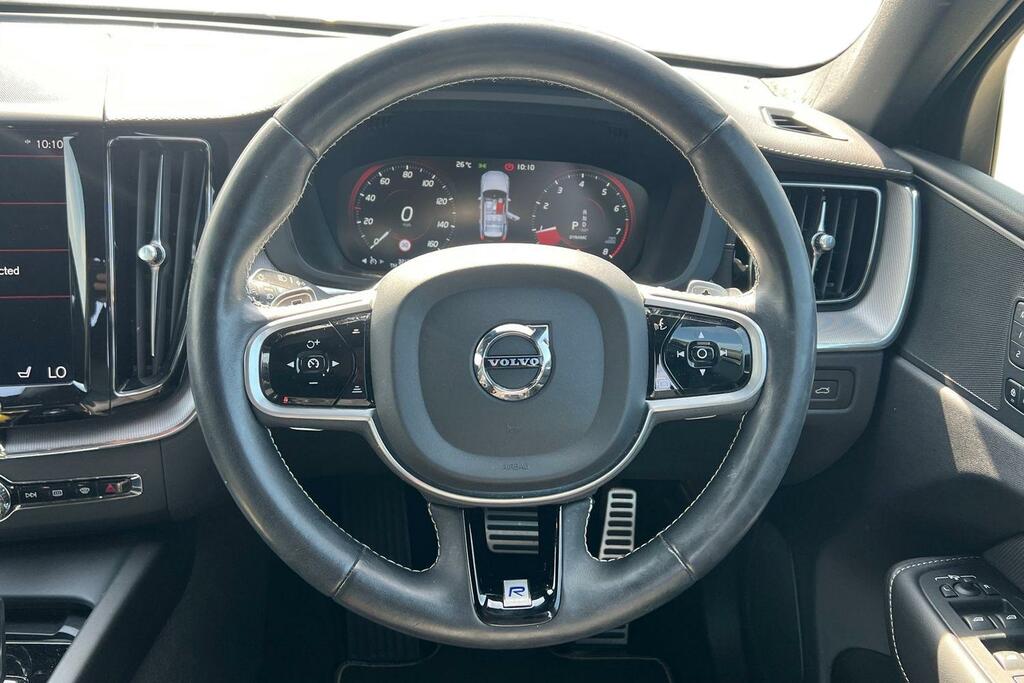 Volvo XC60 2.0 B5p 250 R Design Pro Awd Geartronic Black #5