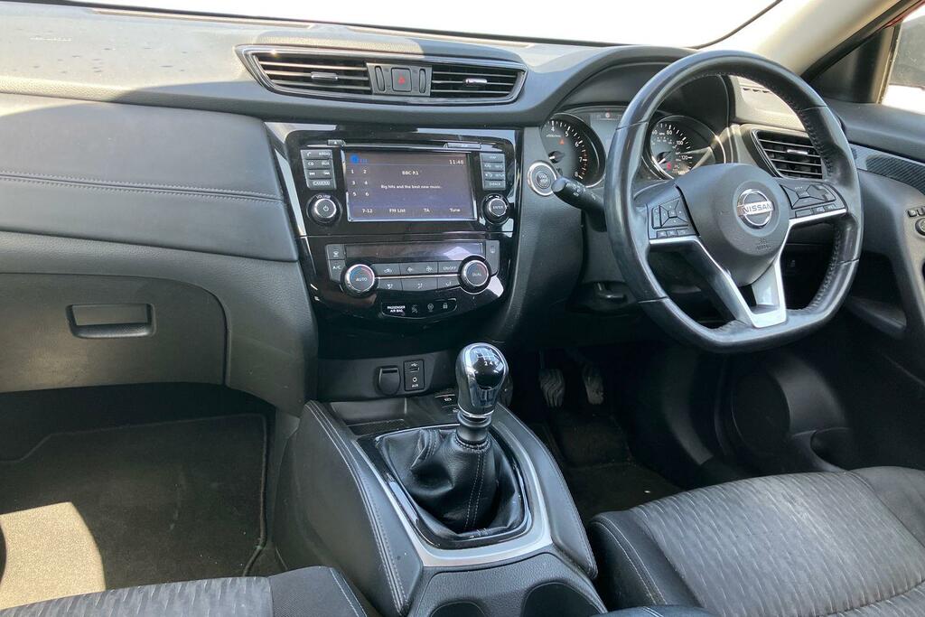 Nissan X-Trail 1.6 Dig-t N-connecta Red #4