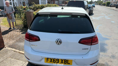 Volkswagen Golf 1.5 Tsi Evo Match White #3