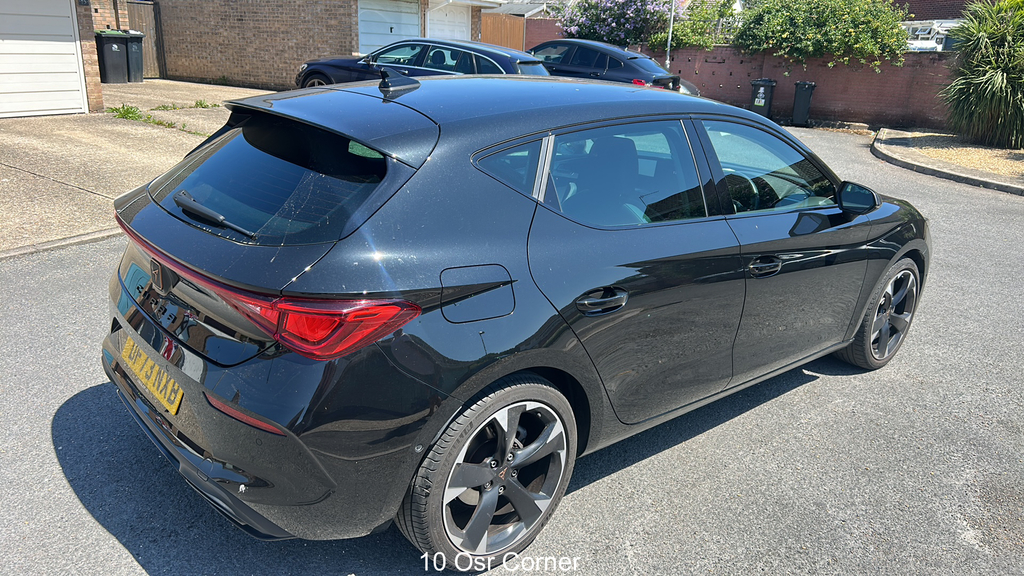 Cupra Leon 1.5 Etsi V1 Dsg Black #3