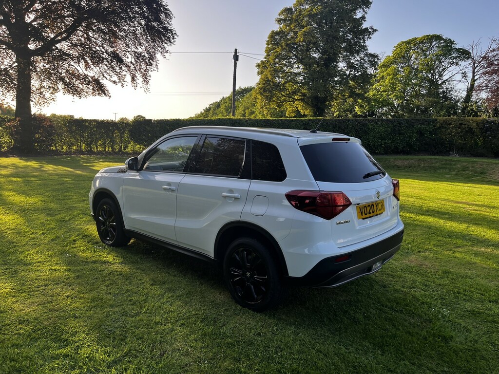Suzuki Vitara Suv 1.4 Boosterjet Sz5 Black Edition,pan Roof,sat VO20XCR White #4