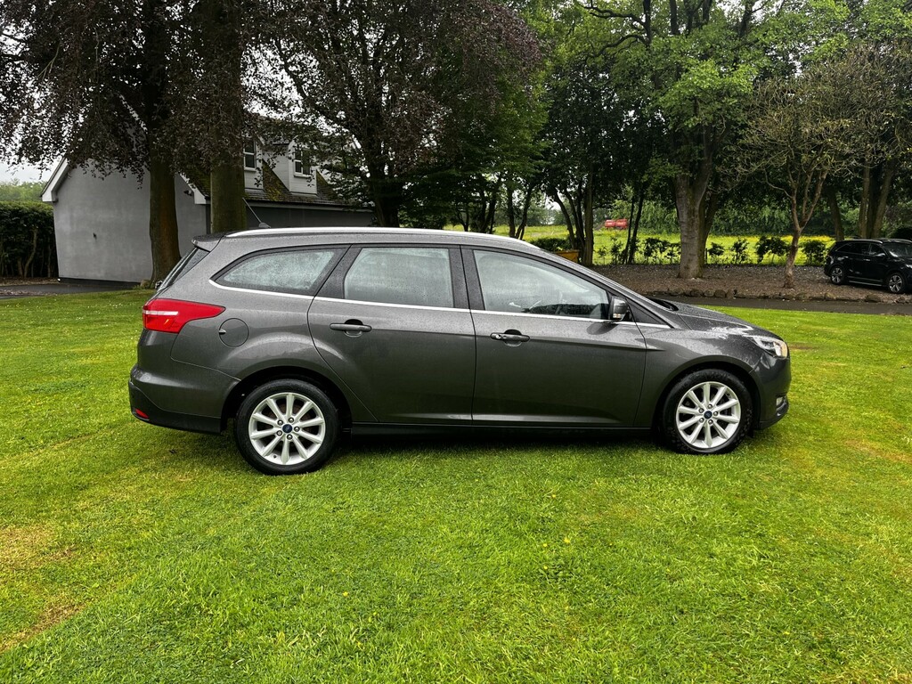 Ford Focus Estate 1.5 Tdci Titanium,sat Nav,alloys Plus More, FP17EYL Grey #4