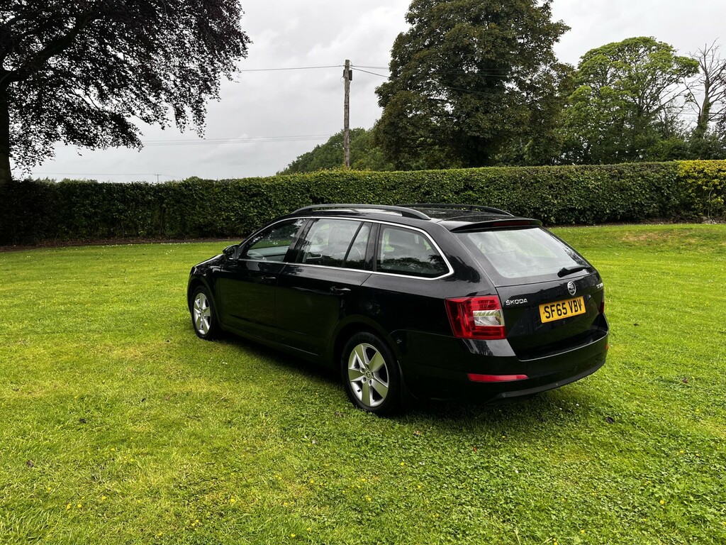 Skoda Octavia 1.6 Tdi Se Business Estate With Service History,p Black #3