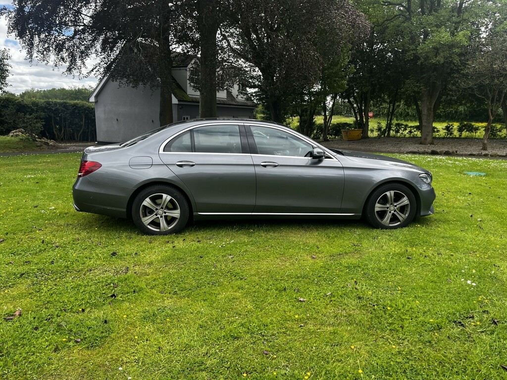 Mercedes-Benz E Class 2.0 L 2.0 E220d Amg Line Premium Plus Cabriolet White #48