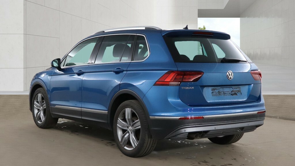 Volkswagen Tiguan 2.0 Tdi Sel R Line Spec In Blue,pan Roof,sat Nav,h Blue #3