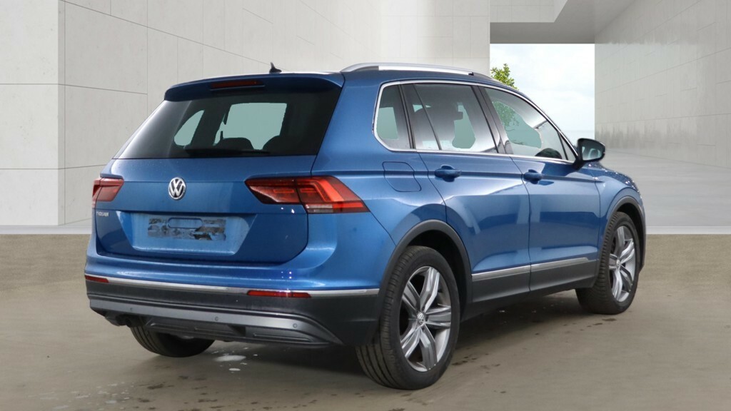 Volkswagen Tiguan 2.0 Tdi Sel R Line Spec In Blue,pan Roof,sat Nav,h Blue #4