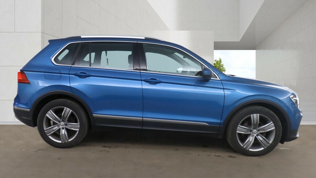 Volkswagen Tiguan 2.0 Tdi Sel R Line Spec In Blue,pan Roof,sat Nav,h Blue #6