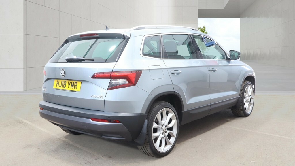 Skoda Karoq 1.5 Tsi Edition,lth Heated Seats,pan Roof,19s,fsh Grey #4