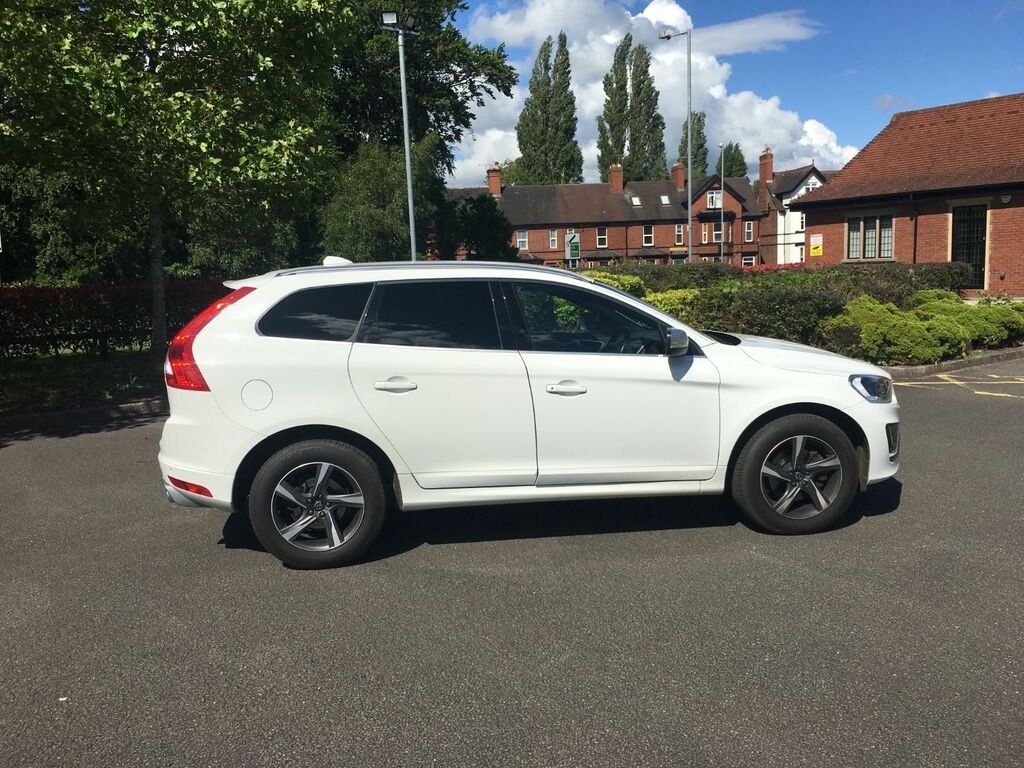 Volvo XC60 2.4 D5 R-design Lux Nav,black Lth,sat Nav,rear Dvd White #6