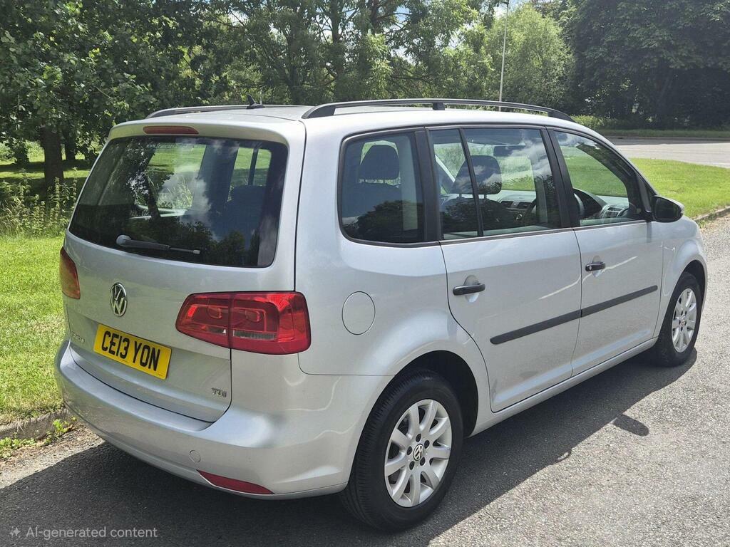 Volkswagen Touran Bluemotion Tech Se White #7