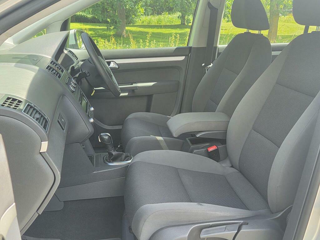 Volkswagen Touran Bluemotion Tech Se White #15