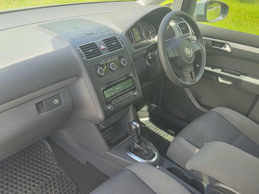 Volkswagen Touran Bluemotion Tech Se White #8