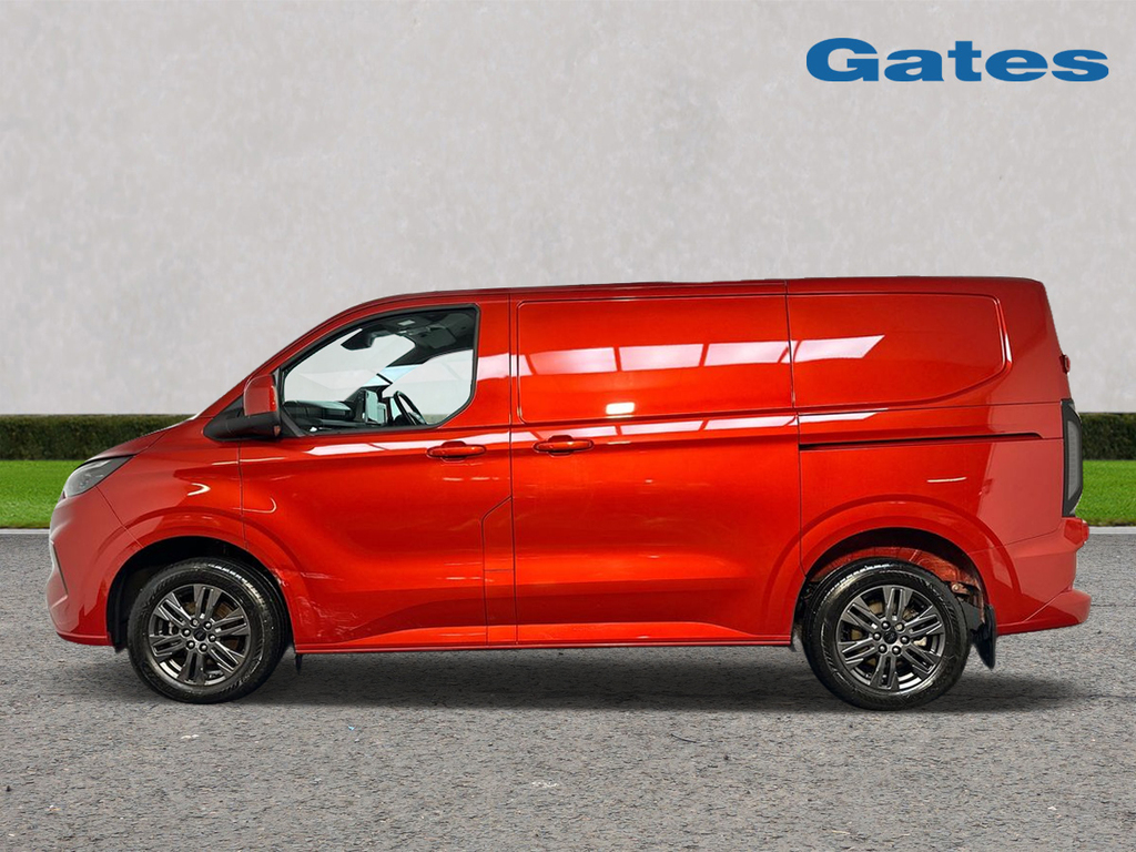 Ford Transit Custom 280 Swb 2.0 Tdci Limited 136Ps EA75KDU Red #4