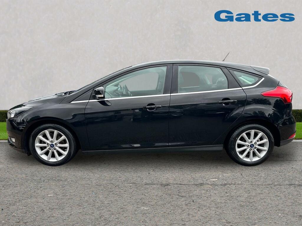 Ford Focus Titanium 1.0 125Ps Black #4