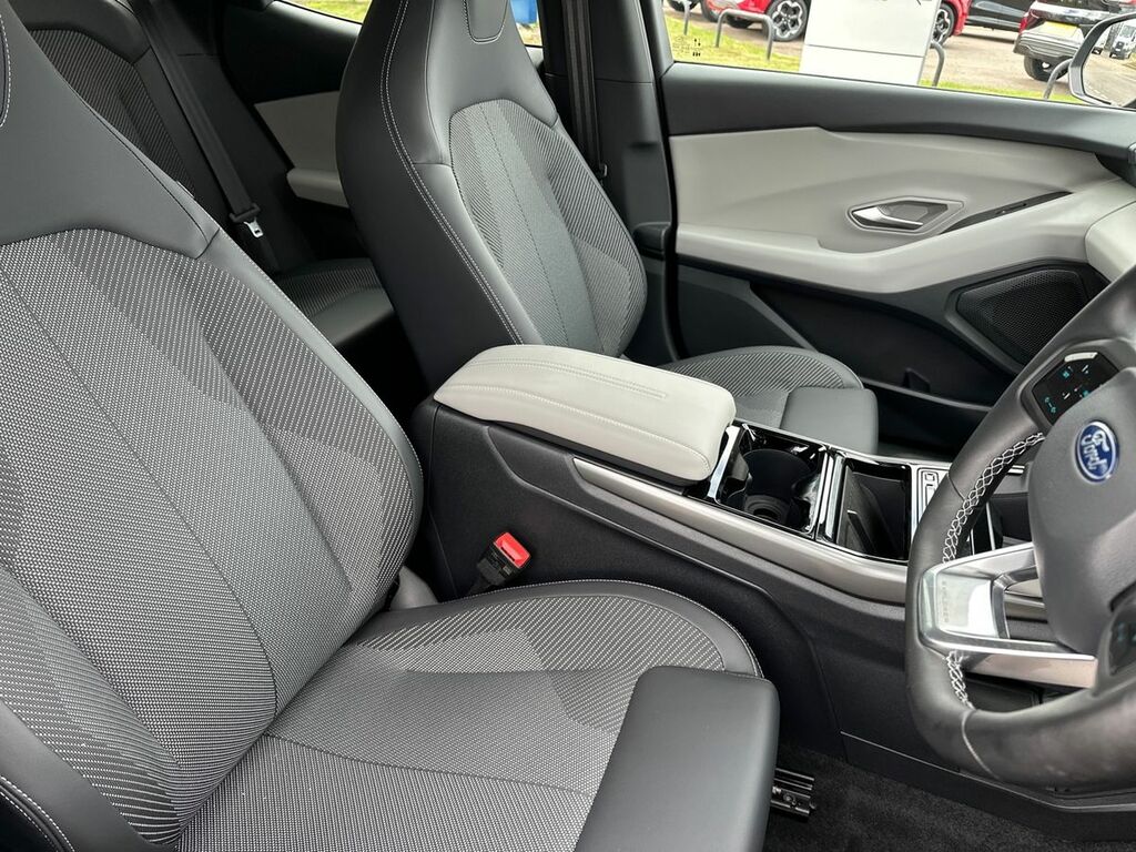 Ford Explorer Premium Grey #12