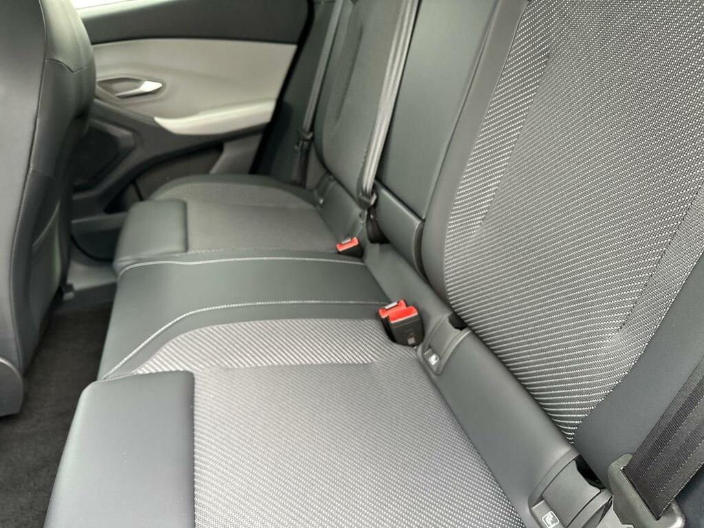 Ford Explorer Premium Grey #14