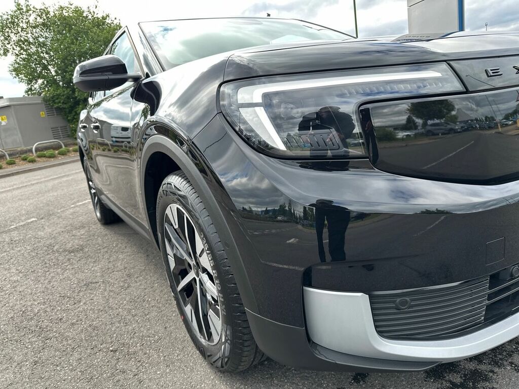Ford Explorer Premium Grey #32