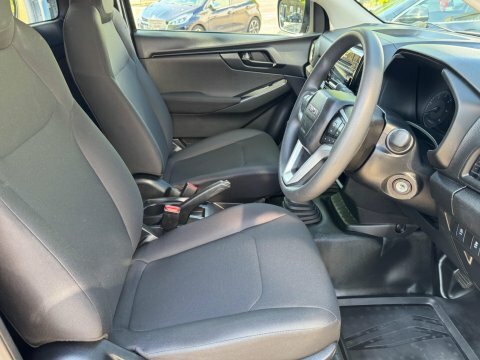 Isuzu D-Max 1.9 V-cross Double Cab 4X4 Grey #15