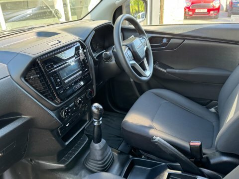 Isuzu D-Max 1.9 V-cross Double Cab 4X4 Grey #19