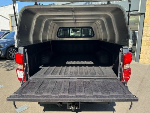 Isuzu D-Max 1.9 V-cross Double Cab 4X4 Grey #7