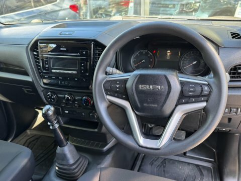 Isuzu D-Max 1.9 V-cross Double Cab 4X4 Grey #10