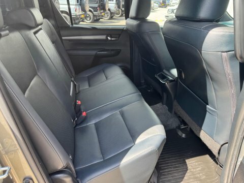 Toyota HILUX 2.8 D-4d Invincible X 4Wd E... Brown #45