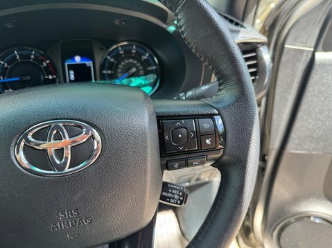 Toyota HILUX 2.8 D-4d Invincible X 4Wd E... Brown #70