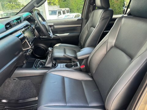 Toyota HILUX 2.8 D-4d Invincible X 4Wd E... Brown #34