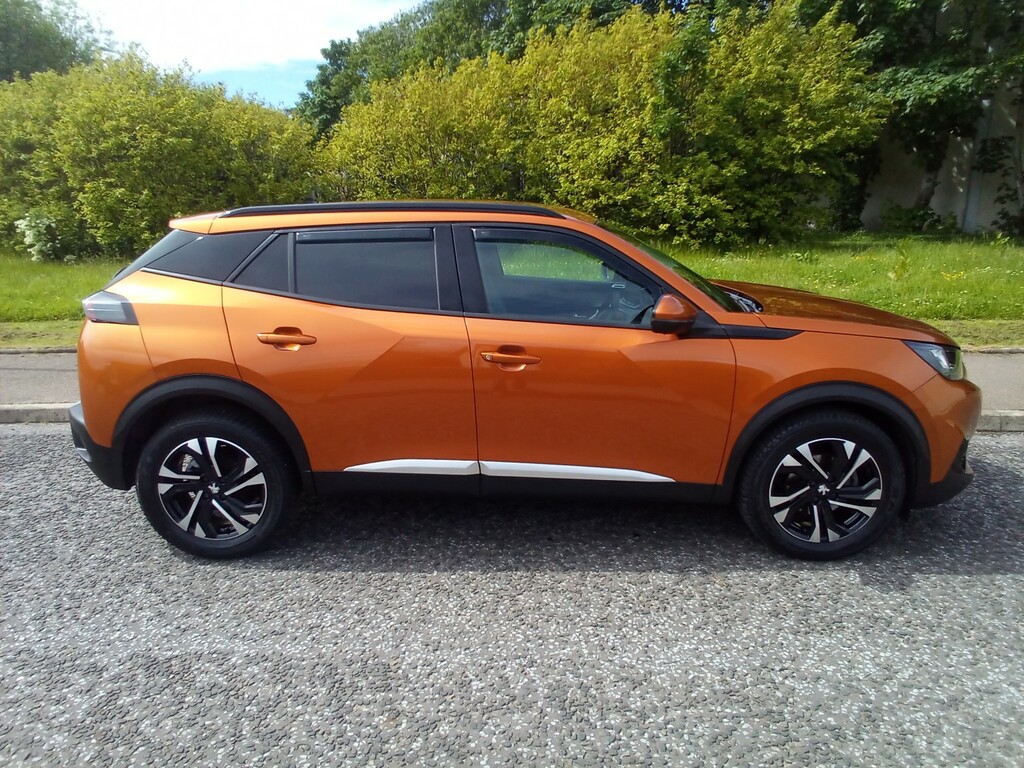 Peugeot 2008 1.2 Puretech Allure SW20FUB Orange #4