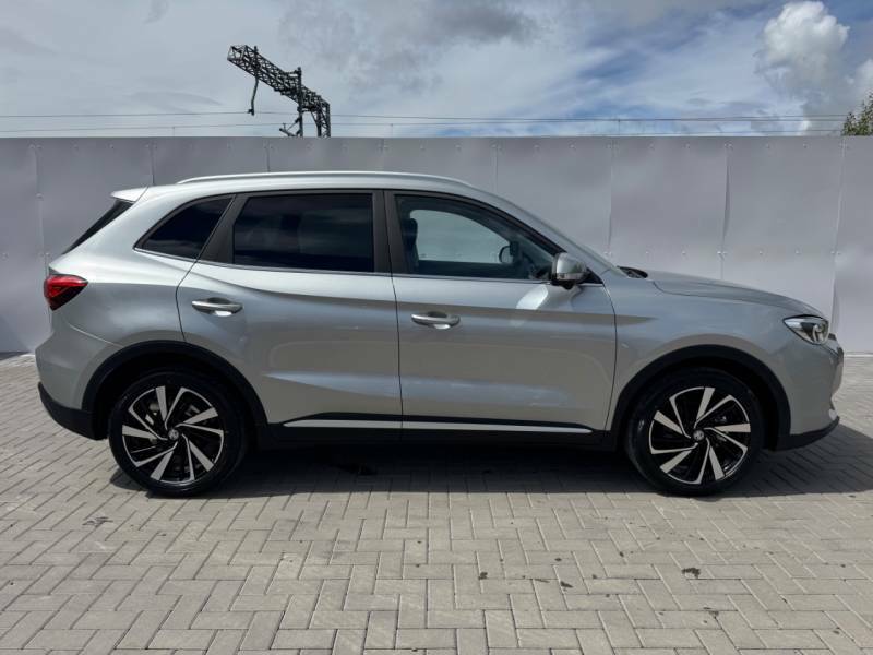 MG ZS 1.5 Hybrid Trophy 2026 Red #8
