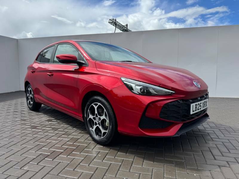 MG MG3 1.5 Hybrid Trophy Red #2