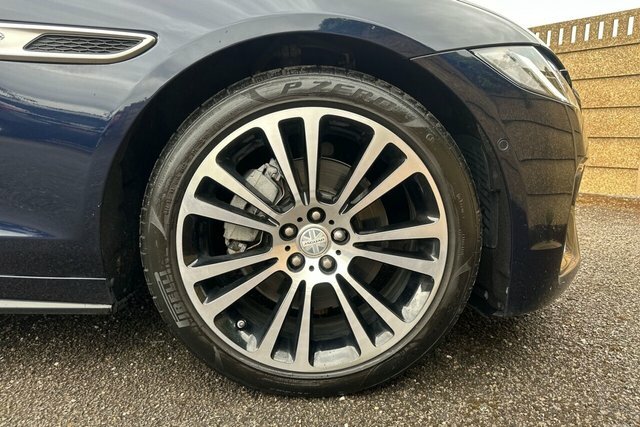 Jaguar XF 2.0 D200 R-dynamic Se Grey #9