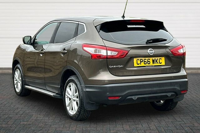 Nissan Qashqai Dig-t Acenta Suv CP66WKC Brown #5