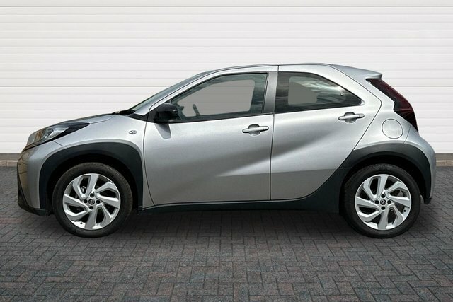 Toyota Aygo X Vvt-i Pure Hatchback FG23LWJ Silver #6